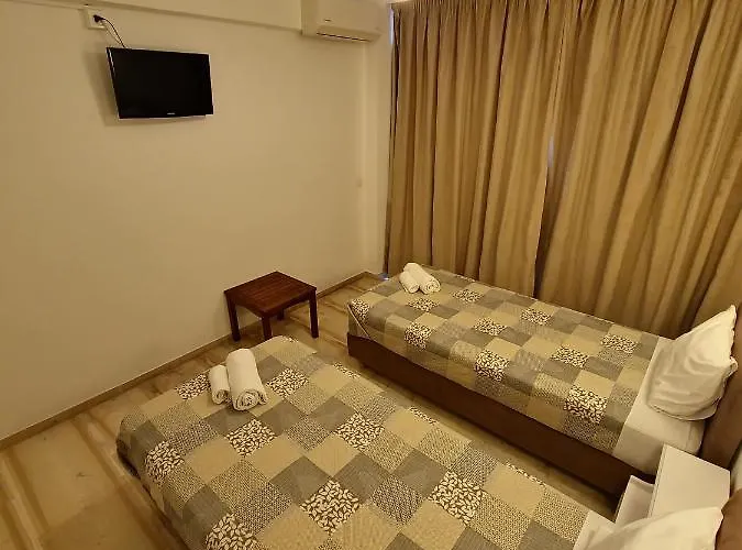 Alexandra 1 Apartment